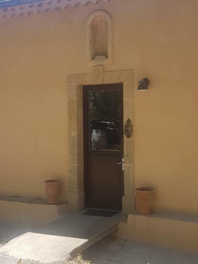Gite De Mougeres Caux Dış mekan fotoğraf